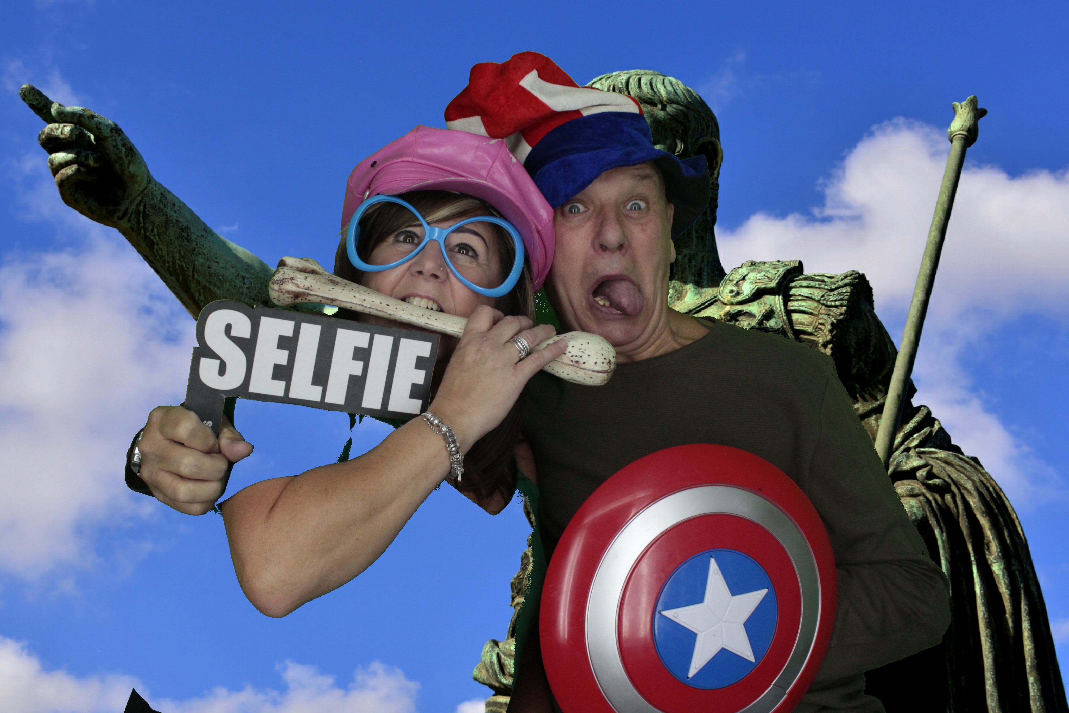 Simon's Birthday Party | View more photos from the event at gallery.myphotoboothexperience.co.uk/u/MyPhotoBoothExperienceLtd/Simons-Birthday-Party